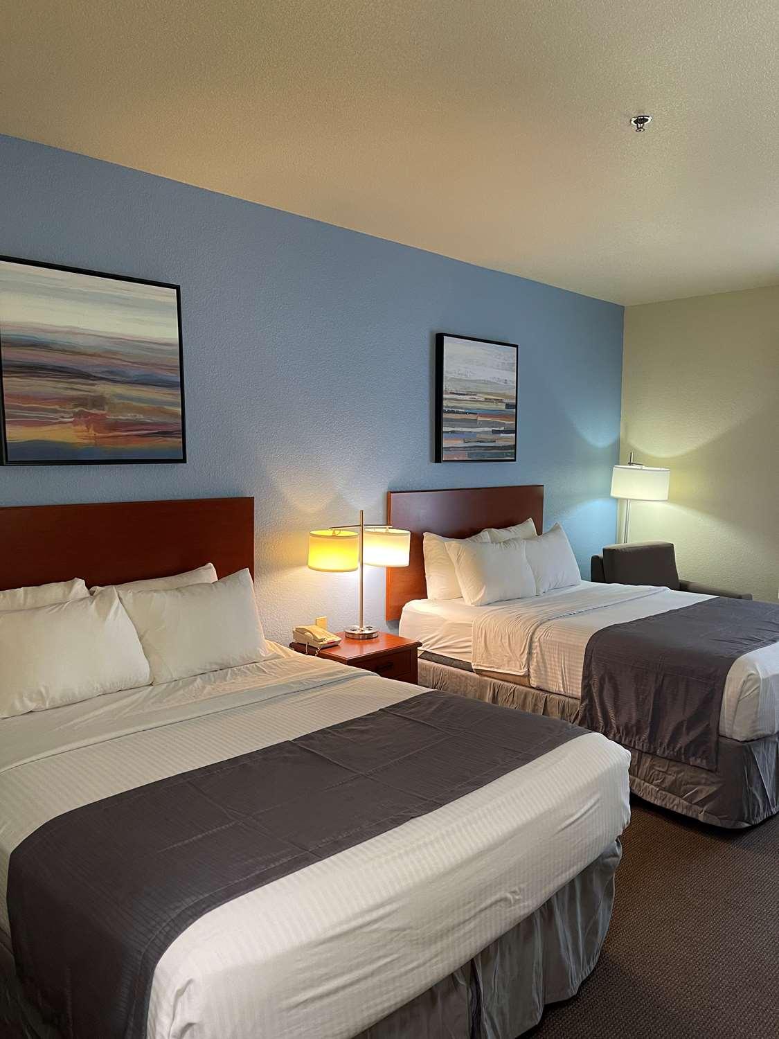 Best Western Coffeyville Central Business District Inn And Suites Exterior photo