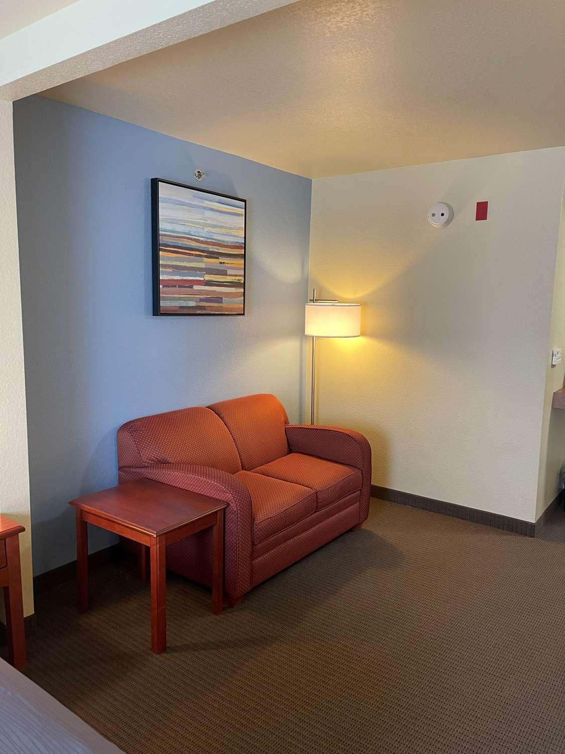 Best Western Coffeyville Central Business District Inn And Suites Exterior photo