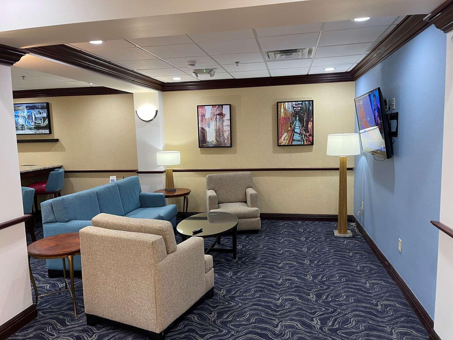 Best Western Coffeyville Central Business District Inn And Suites Exterior photo