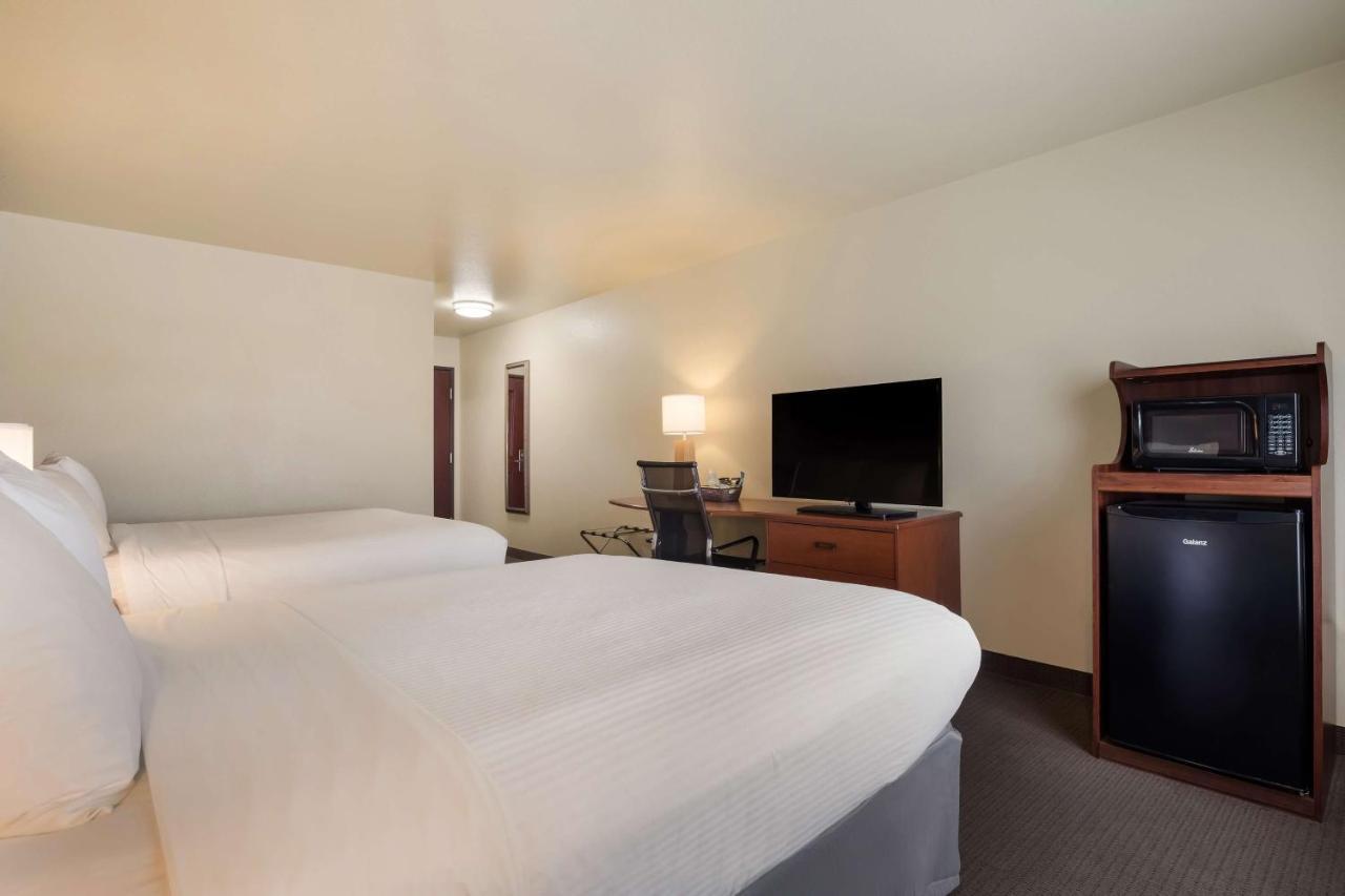 Best Western Coffeyville Central Business District Inn And Suites Exterior photo